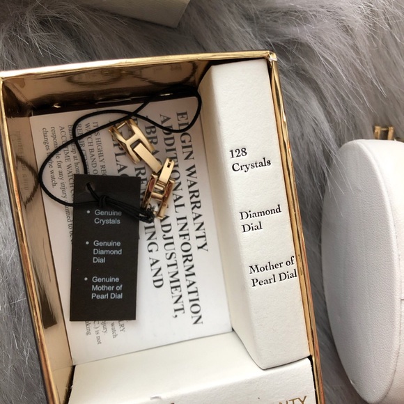 Elgin Watch ALL ITEMS WILL BE GONE BEFORE HOLIDAY AND NEGOTIABLE/BUY NOW! - Picture 3 of 3